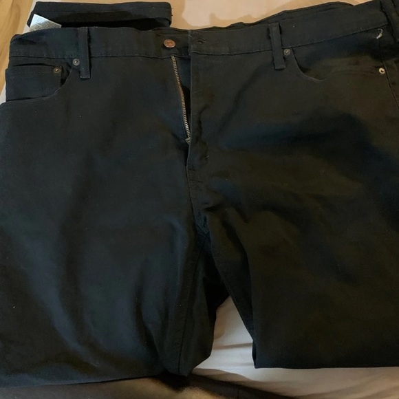 Black Levi’s jeans - Picture 2 of 3